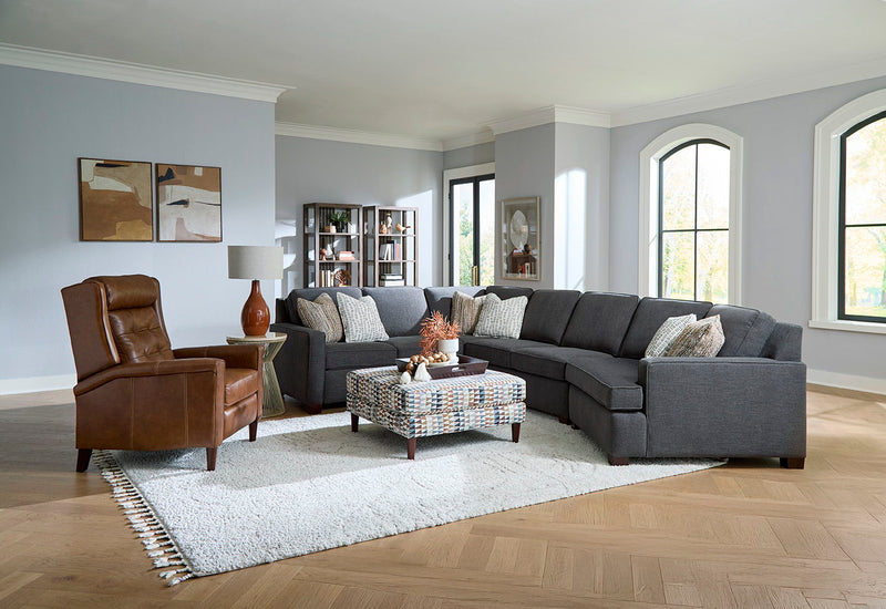 Nola - Sectional