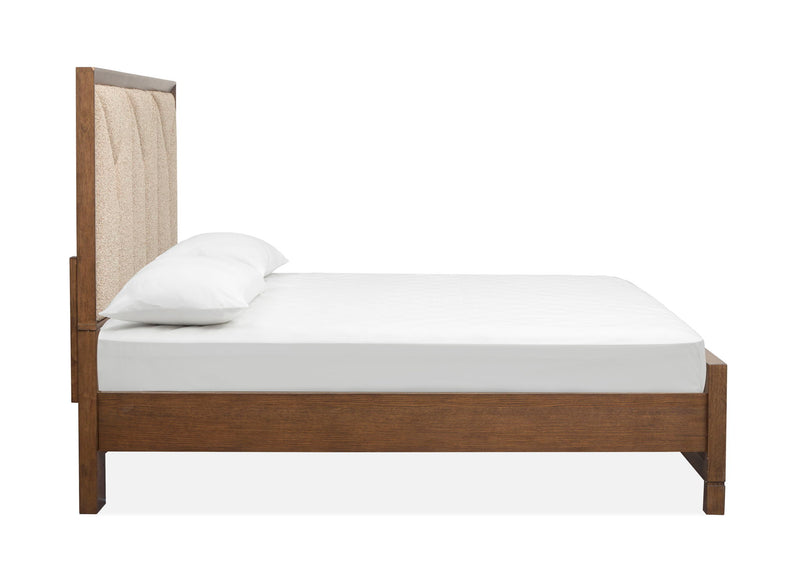 Callisto - Upholstered Panel Bedroom Set