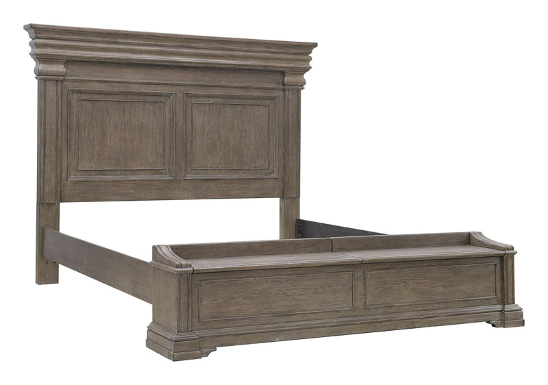 Madison Ridge - Panel Bed With Blanket Chest Footboard