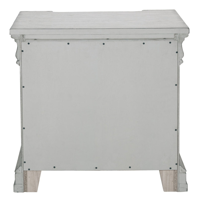 Madison Ridge - 3 Drawer Nightstand