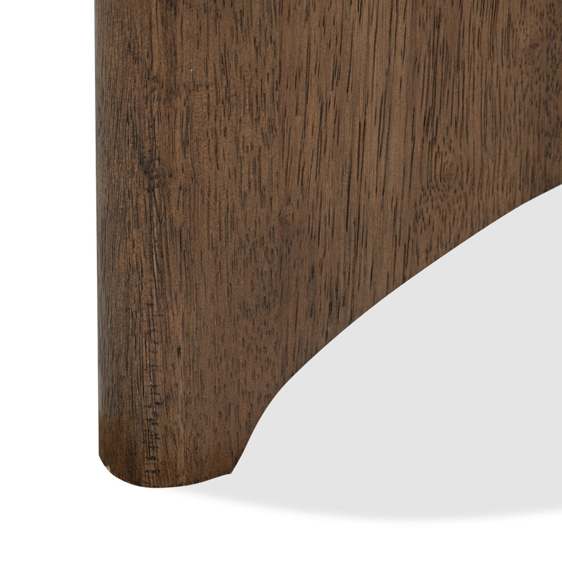 Arwen - Table