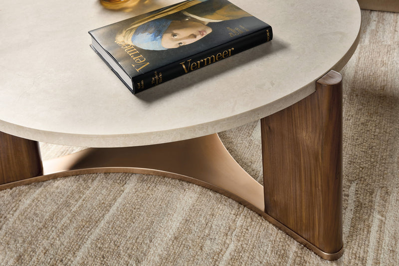 Eleana - Round Table