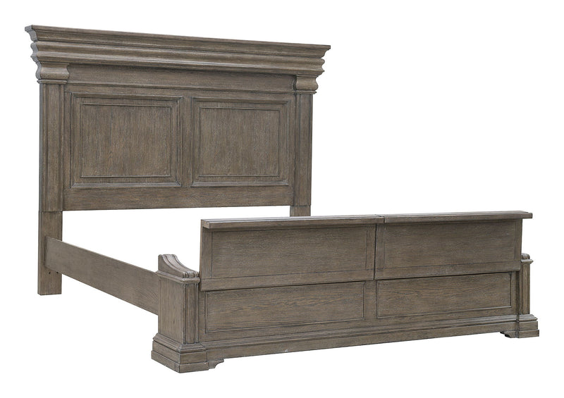 Madison Ridge - Panel Bed With Blanket Chest Footboard